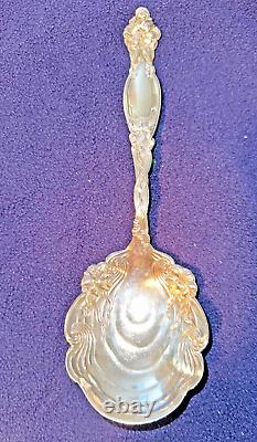 Frontenac Berry Spoon International Sterling Silver 1903 No Monograms /Engraving