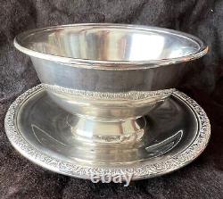 International Prelude Plain Sterling Silver Gravy Bowl with Attached Underplate