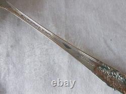 International Sterling Brocade TOMATO SERVER 7 3/4 Silver Silverware Flatware