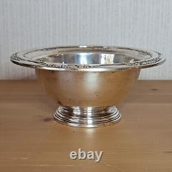 International Sterling Silver Footed Candy Dish Courtship Pattern Bowl 101g