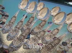 One Large Oval Serving Spoon Server Richelieu International Sterling Silver 8.5