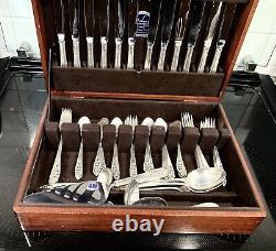 Queen's Lace by International Sterling Silver Flatware Set Service 85 pcs Dinner