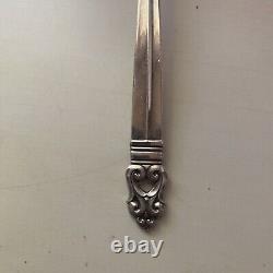 STERLING SILVER INTERNATIONAL ROYAL DANISH FISH SERVING FORK 9 110g + Knives