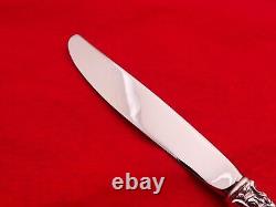 Set of 8 International Sterling Silver Dubarry Place Knives HP-10
