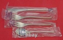 Vision By International Sterling Silver Regular Size Place Setting(s) 4pc New